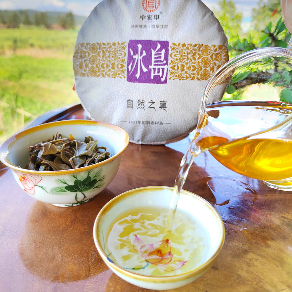 Icelandic Pu'er Tea Ancient Tree First Spring Pu'er Raw Tea 357g Mengku Old Tree Yunnan Qizi Cake Green Tea