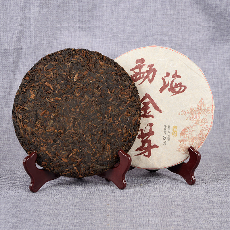 Puerh Ripe Tea 357g/cake Black tea Menghai Golden Bud Raw Material Maltose Aroma Mellow and Lubricated