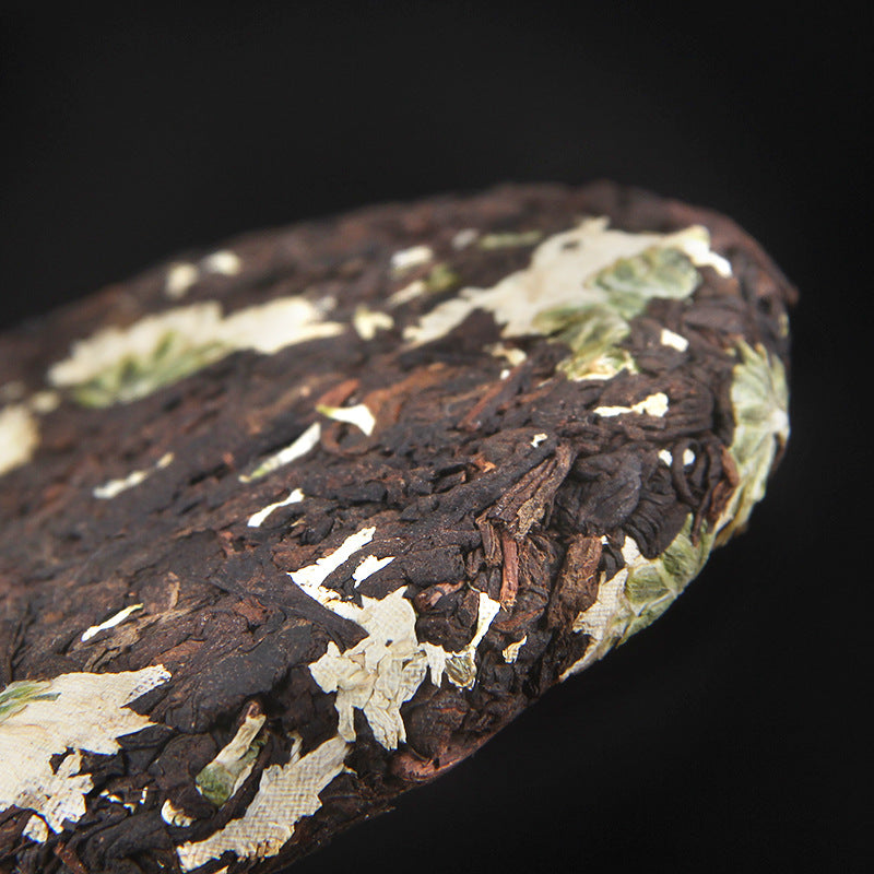 Puerh Tea Chrysanthemum Tea Cake Aromatic Chrysanthemum Puerh Ripe Tea Tea 100g Cake Chrysanthemum Puerh Tea