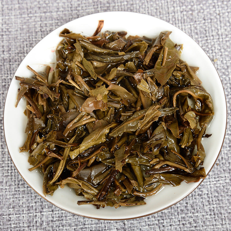 Old Raw Cake Yunnan Pu-erh Tea Raw Tea 357g Guhua Tea Raw Cake Aged and Fragrant Suitable for Long Term Storage