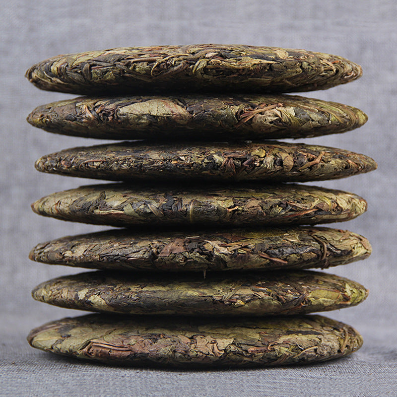 Yunnan Pu'er Tea Ancient Tree Pu'er Raw Tea Qizi Cake Tea 357g Lincang Iceland Gold Leaf Pu'er Tea Green Tea