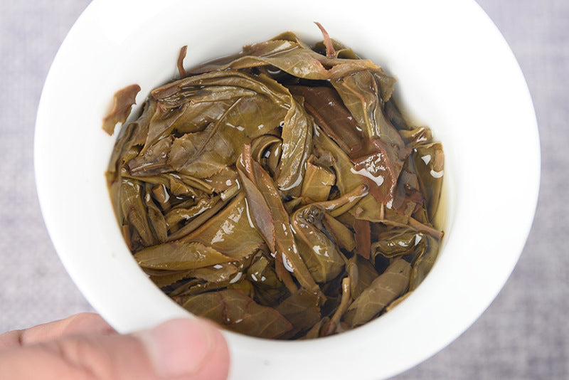 357g Mansong Raw Cake Pu-erh Raw Tea Mansong Spring Tea Big Tree Tea Refreshing Taste Raw Pu-erh Yunnan Tea