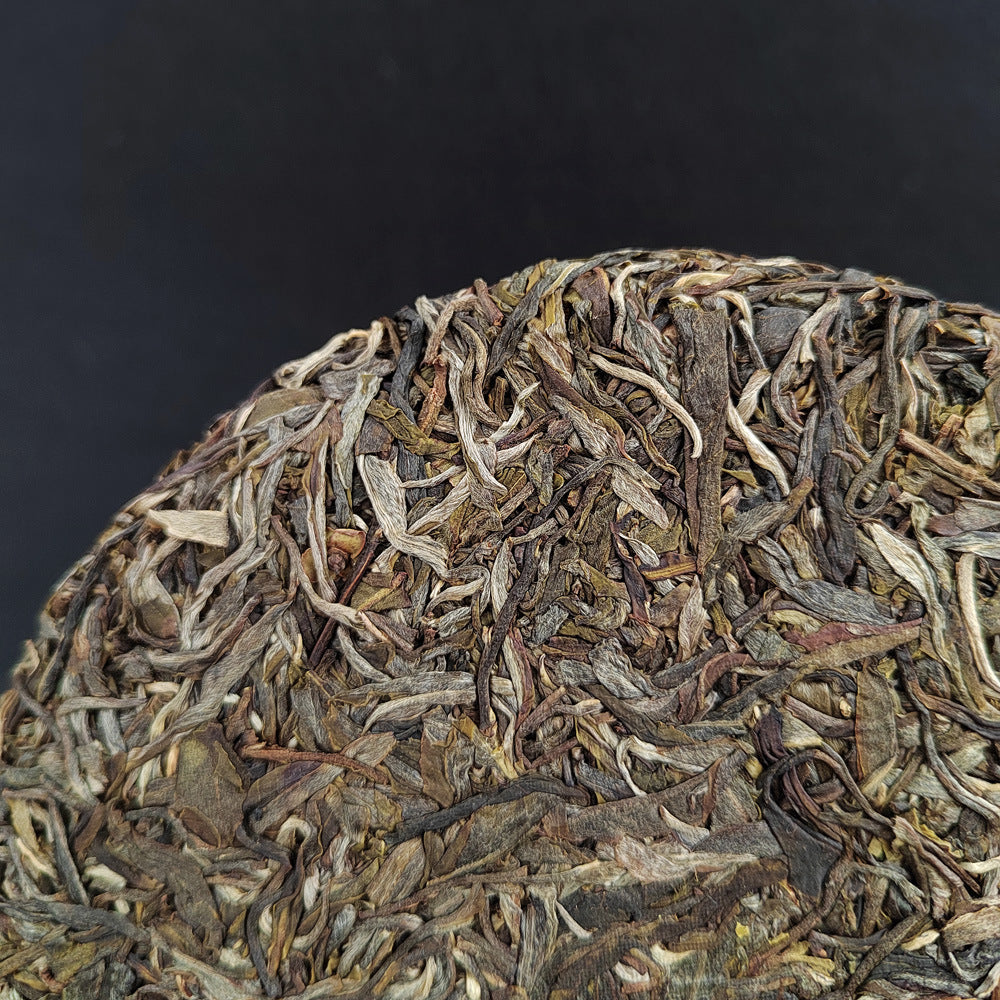 Iceland Pu'er Raw Tea Cake 357g First Spring Icelandic Nanjiao Pu'er Tea Fenglin Yunnan Tea Green Tea