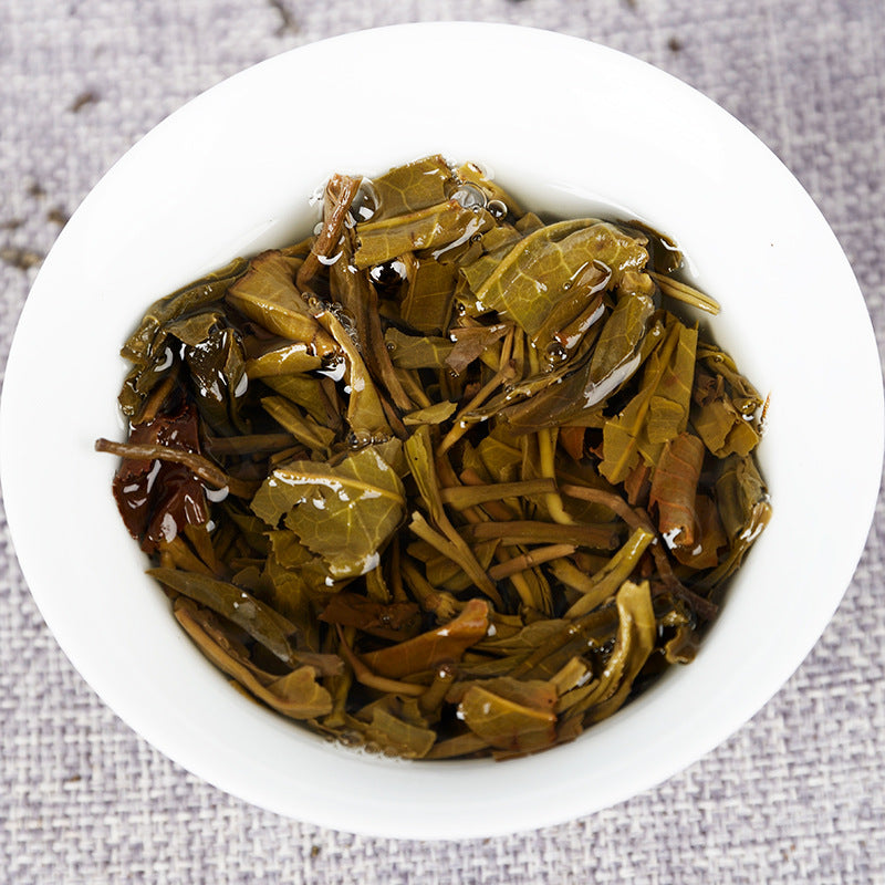 Icelandic Ancient Tree Raw Tea Gift Pack 357g Yunnan Qizi Cake Tea Tea Gift Box