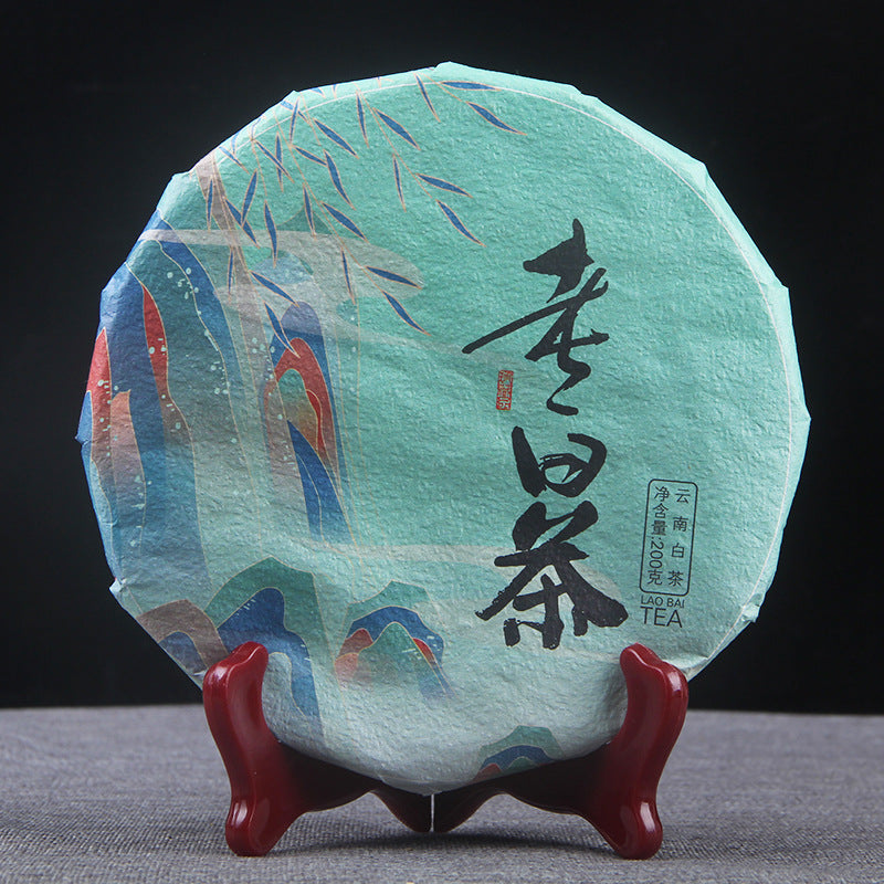 Old White Tea Lattice Cake Yunnan Yiwu Spring Tea with Flowers and Fruits 200g