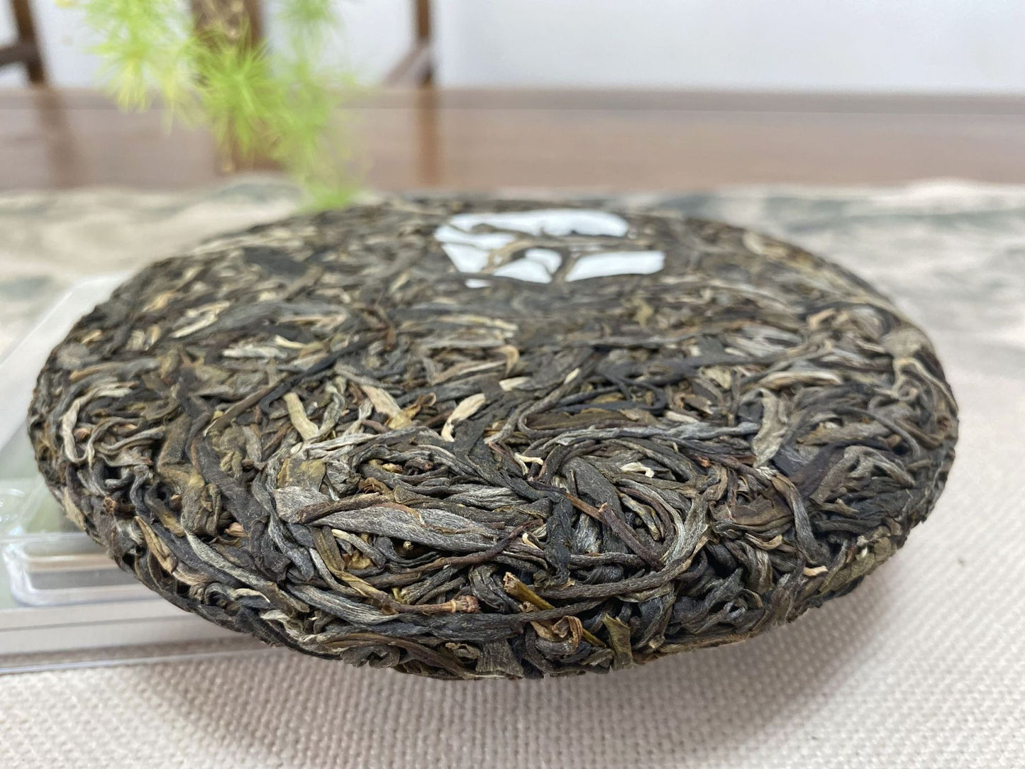 Spring Tea Slippery Bamboo Liangzi Pu'er Tea Raw Tea Yunnan Qizi Cake Tea 200g Ancient Tree Pu'er Raw Pu'er Tea Cake