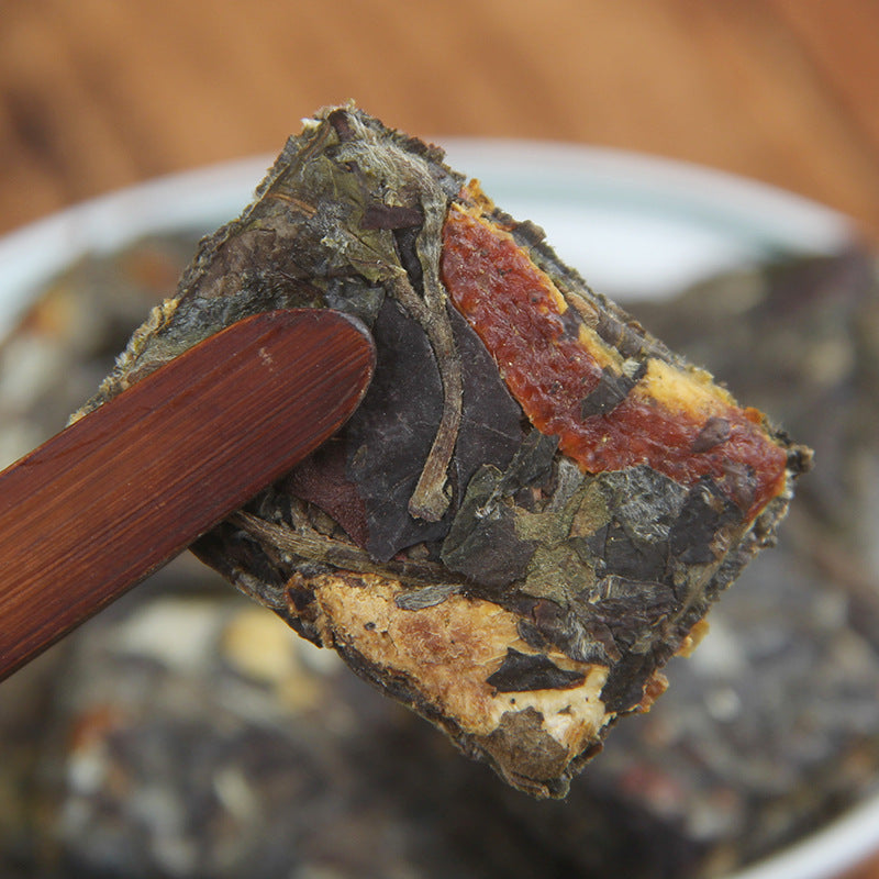 Yunnan White Tea Cookie Honey Fragrance Old White Tea Alpine Tea Leaves Ancient Tree White Tea Brick Small Bag Package 500g