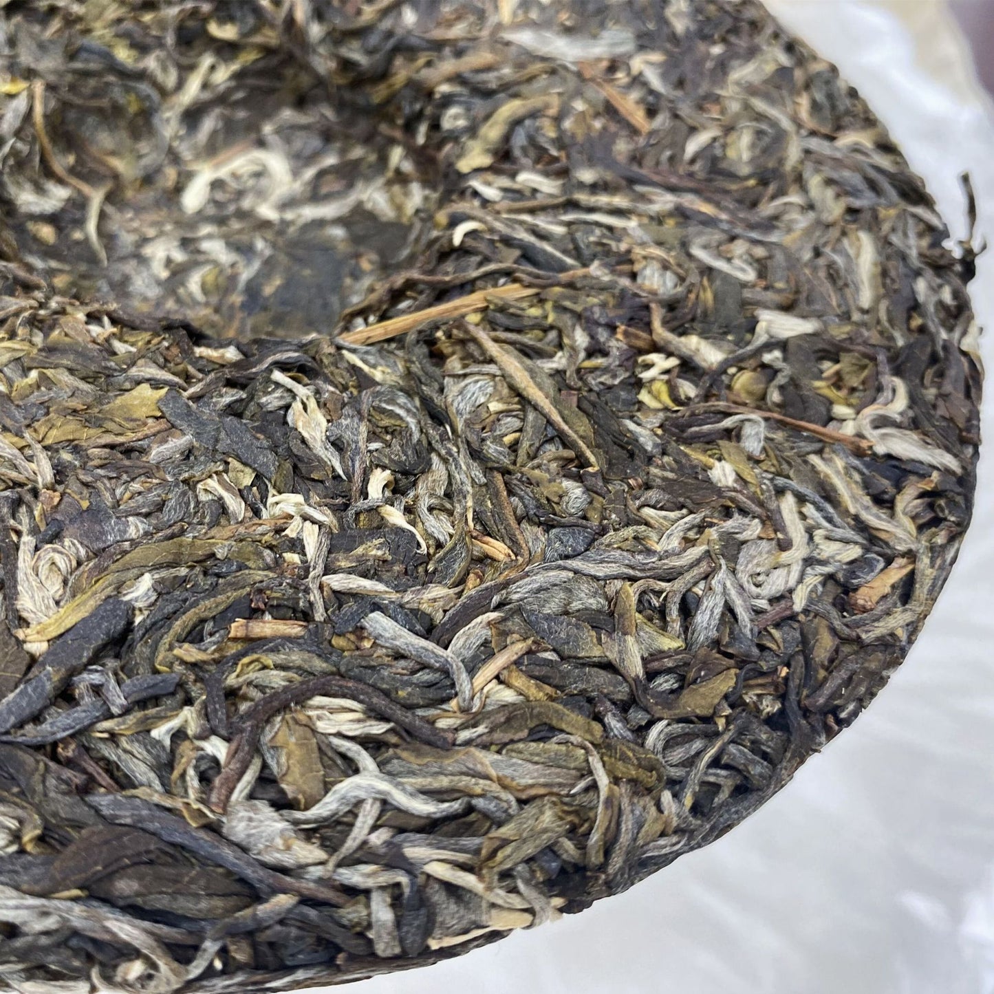 Ancient Tree Tea Yunnan Pu'er Tea Qizi Cake Tea 200g Jingmai Pu'er Raw Tea Orchid Scented Raw Tea Cake