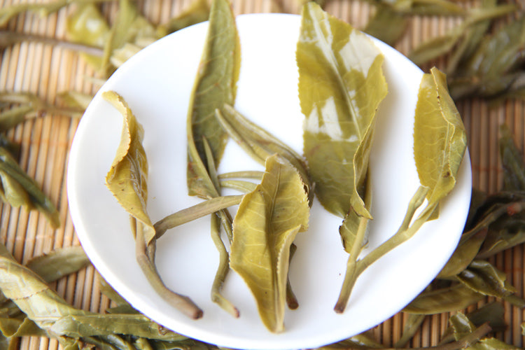 Early Spring Ancient Tree Puerh Raw Tea Menghai Ancient Tree Ecological Pure Material Tea Green Tea 100g