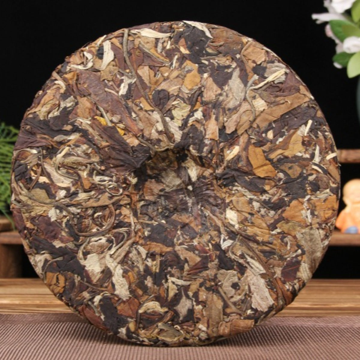 3 Years Aged Aged Bai Hao Yin Zhen White Tea Yunnan Old Loose Leaf White Tea 357g Compressed Cake Wild Wilderness Honey Floral Aroma Gongmei Compressed Tea Cake