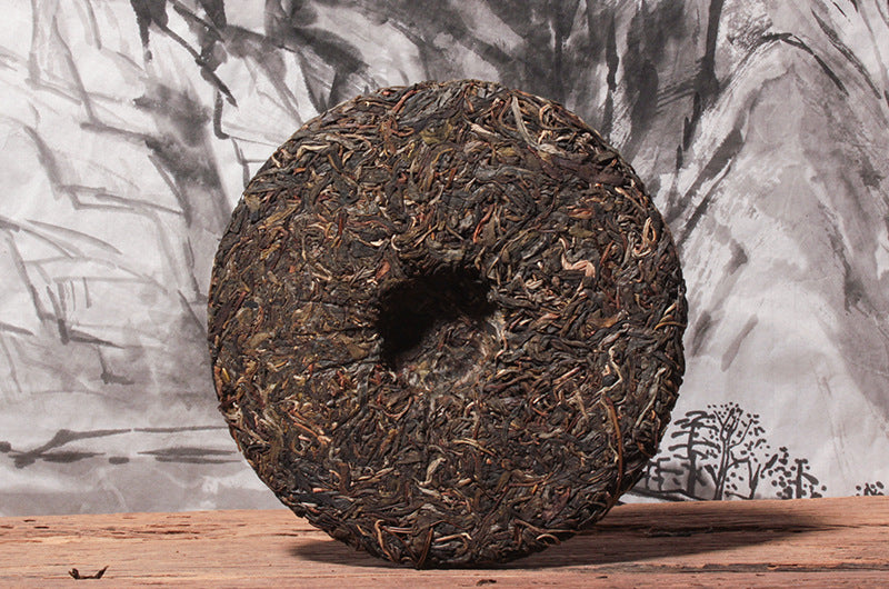Premium Yunnan Puerh Tea Raw Tea 357g Xigui Old Tree Tea Cake Spring Tea Qizi Cake Tea Puerh Tea Organic Pu-Erh Tea, Green Tea 云南普洱茶 357克昔归老树茶饼 明前春茶七子饼茶