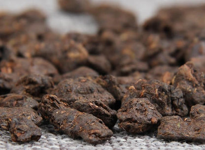 Yunnan Natural and Additive-free Ancient Tree Puerh Broken Silver Tea Fossil 100g Glutinous Rice Fragrance Tea Cooked Puerh Tea Ripe Tea 云南古树普洱碎银子茶化石熟普洱茶熟茶