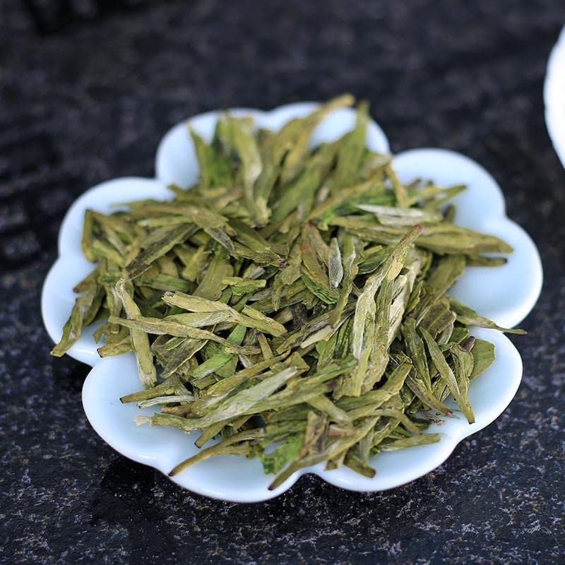 From China's origin Before the rain Longjing Tea Natural Chinese Green Tea West Lake Green Tea Bulk Tea 100g/Box Fresh taste 龙井绿茶雨前明前西湖绿茶龙井 散装罐装茶叶