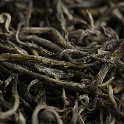 Premium Organic Yunnan Green Tea Spring Tea (Yunsi) Natural and Additive-free 500g Spring Tea Dian Green Loose Tea 云南绿茶 明前春茶 银丝 （云丝 ）春茶 滇绿 散茶