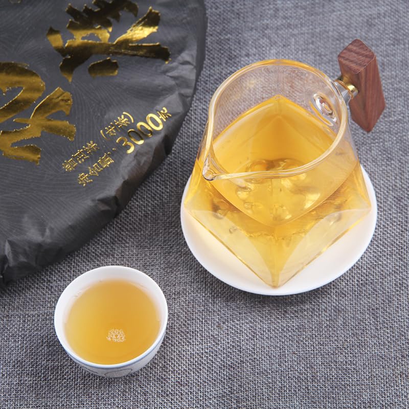Natural and Additive-free Brown Mountain Puerh Tea Raw Tea Jinkongque Tea Menghai Qizi Cake Tea 3000g/ 105.82oz 布朗山普洱茶生茶金孔雀茶