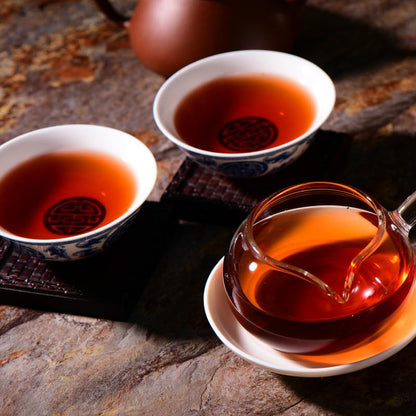 Premium Yunnan organic Puerh Tea 357g Puerh Gong ting Large Tree Ripe Tea Yunnan Renaissance Puerh Tea Aromatic and Flavorful Black Tea 云南普洱茶357g普洱宫廷大树熟茶 云海复兴号普洱茶