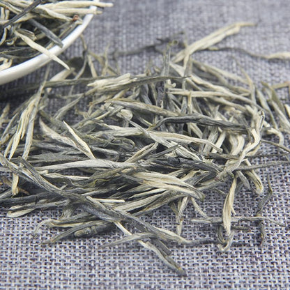 Natural and Additive-free Early Spring Yunnan Green Tea Premium Green Tea Mao Jian Tea 500g Yunnan Bai Hao Songzhen Tea Loose Tea 早春云南绿茶2023新 特级 绿茶毛尖银针云南白毫松针茶叶散装