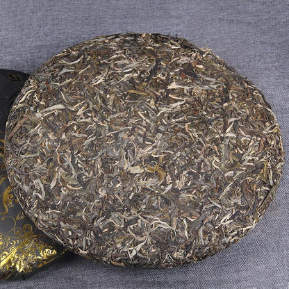 Natural and Additive-free Brown Mountain Puerh Tea Raw Tea Jinkongque Tea Menghai Qizi Cake Tea 3000g/ 105.82oz 布朗山普洱茶生茶金孔雀茶