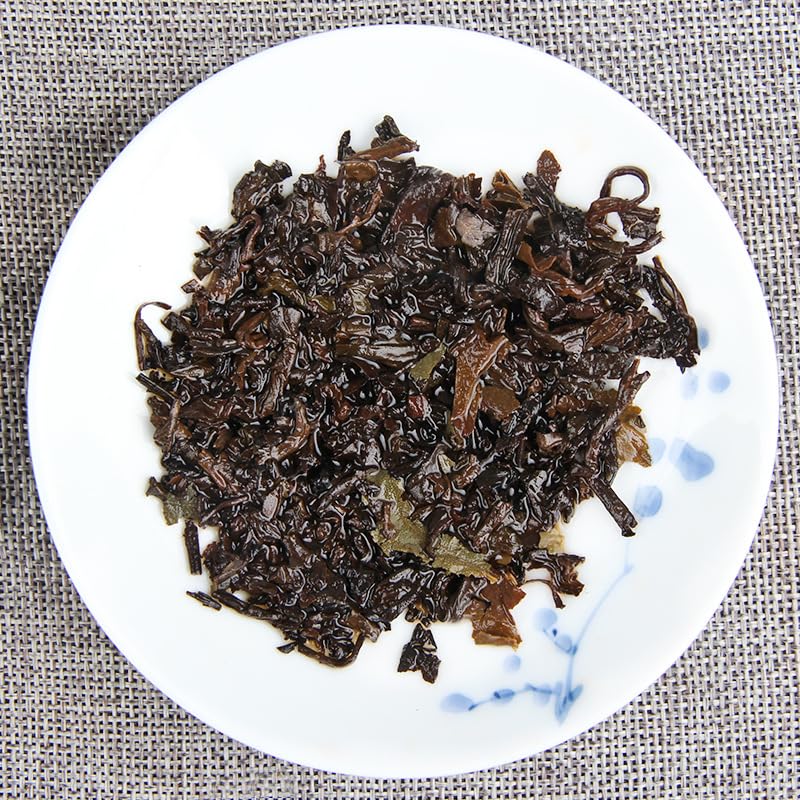 Natural and additive-free Lotus Leaf Tea Small Tuo Tea 500g Puerh Tea Puerh Ripe Tea Small Tuo Tea ，Cook tea, Black tea Easy to carry 荷叶小沱茶普洱茶普洱茶熟茶小沱茶500g
