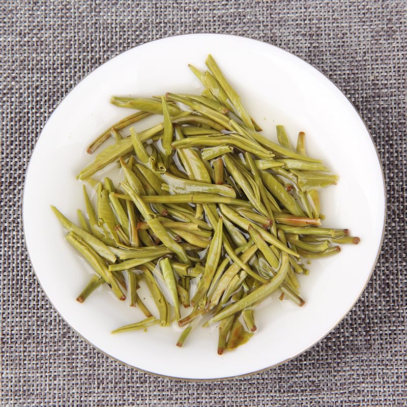 Premium Tender Buds Green Tea Mingqian First Spring Tea 500g Yunnan Single Bud Bamboo Leaf Green Mao Jian Cold Brew Tea 新茶特级嫩芽青针绿茶明前头春茶云南雀舌单芽竹叶青毛尖冷泡