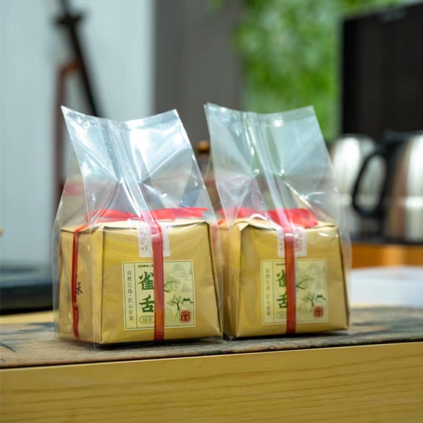 Premium Queshe Green Tea Pre-ming Buds Spring Tea High Mountain Bamboo Leaf Single Bud Mao Feng Paper Bag Loose Tea 500g 新茶叶雀舌绿茶明前嫩芽春茶高山竹叶毛尖单芽毛峰纸包散茶500克