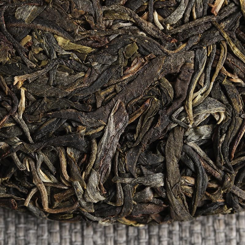 Natural and Additive-free Yunnan Puerh Tea 357g Old Puerh Raw Tea Qizi Cake Chinese Green Tea 云南普洱茶357克 老普洱 生茶 