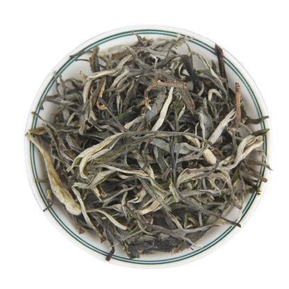 Natural Chinese Tea 100 Years Big Tree Daxueshan Puerh Raw Tea Menghu Daxueshan Spring Big Tree Tea 500g Premium Loose Tea 百年大树大雪山普洱生茶勐库大雪山头春大树茶散装茶500g