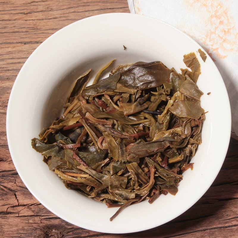 Premium Yunnan Puerh Tea Raw Tea 357g Xigui Old Tree Tea Cake Spring Tea Qizi Cake Tea Puerh Tea Organic Pu-Erh Tea, Green Tea 云南普洱茶 357克昔归老树茶饼 明前春茶七子饼茶