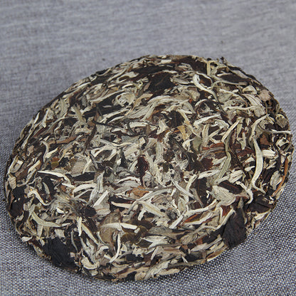 Yunnan Tea Puerh Tea Moonlight White Cake Jingmai Mountain Arborvitae 357g White Tea