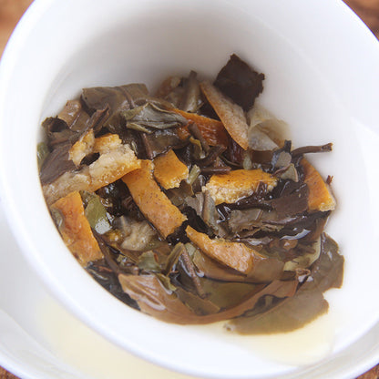 Yunnan White Tea Cookie Honey Fragrance Old White Tea Alpine Tea Leaves Ancient Tree White Tea Brick Small Bag Package 500g